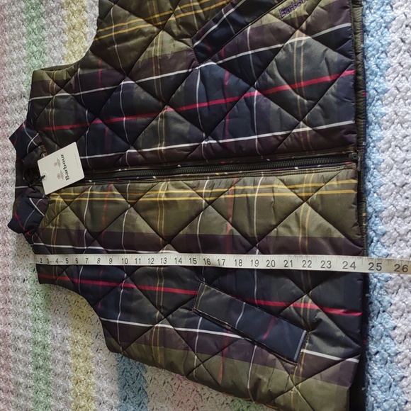 NWT Barbour Size 8 The Original Barbour Tartan Corry Liner Vest - Picture 5 of 14